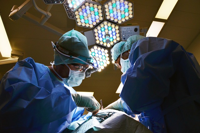 operace chirurgů