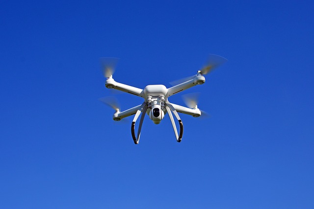 dron v letu
